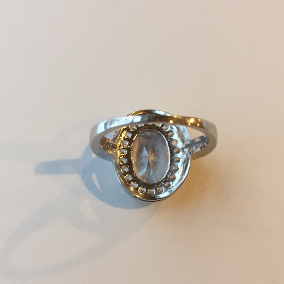 Stamped 925(sterling silver) 5CT Sapphire RING - Picture 4 of 5